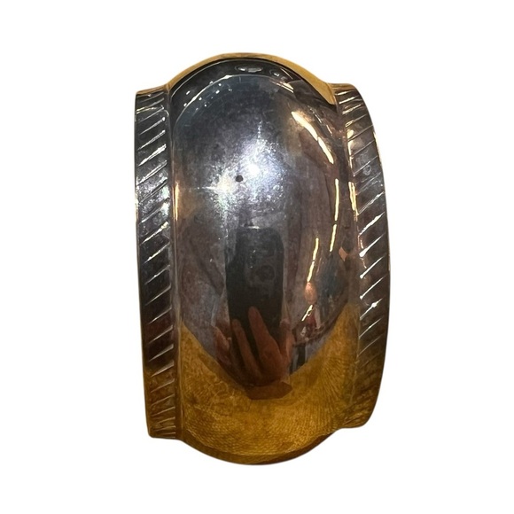 Vintage Silverplate Napkin Rings 12 pc. Hammered Barrel shape - Picture 4 of 7